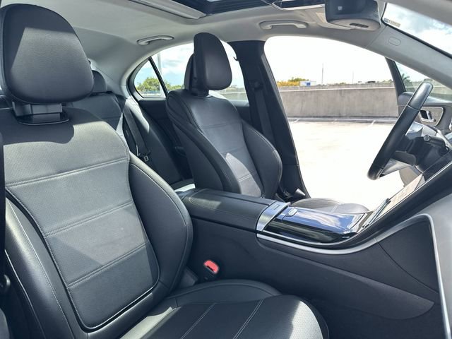Used 2025 Mercedes-Benz C 300 Sedan image 30