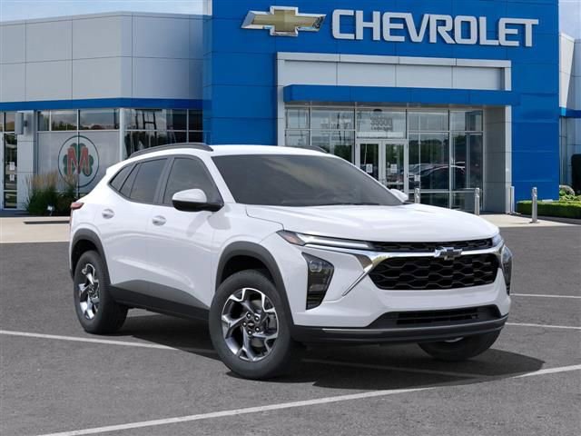 New 2025 Chevrolet Trax LT w/ Driver Confidence Package image 7