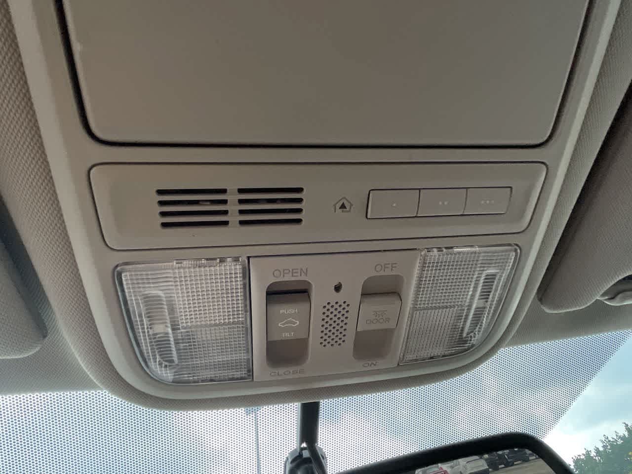Used 2013 Honda Odyssey EX-L image 29
