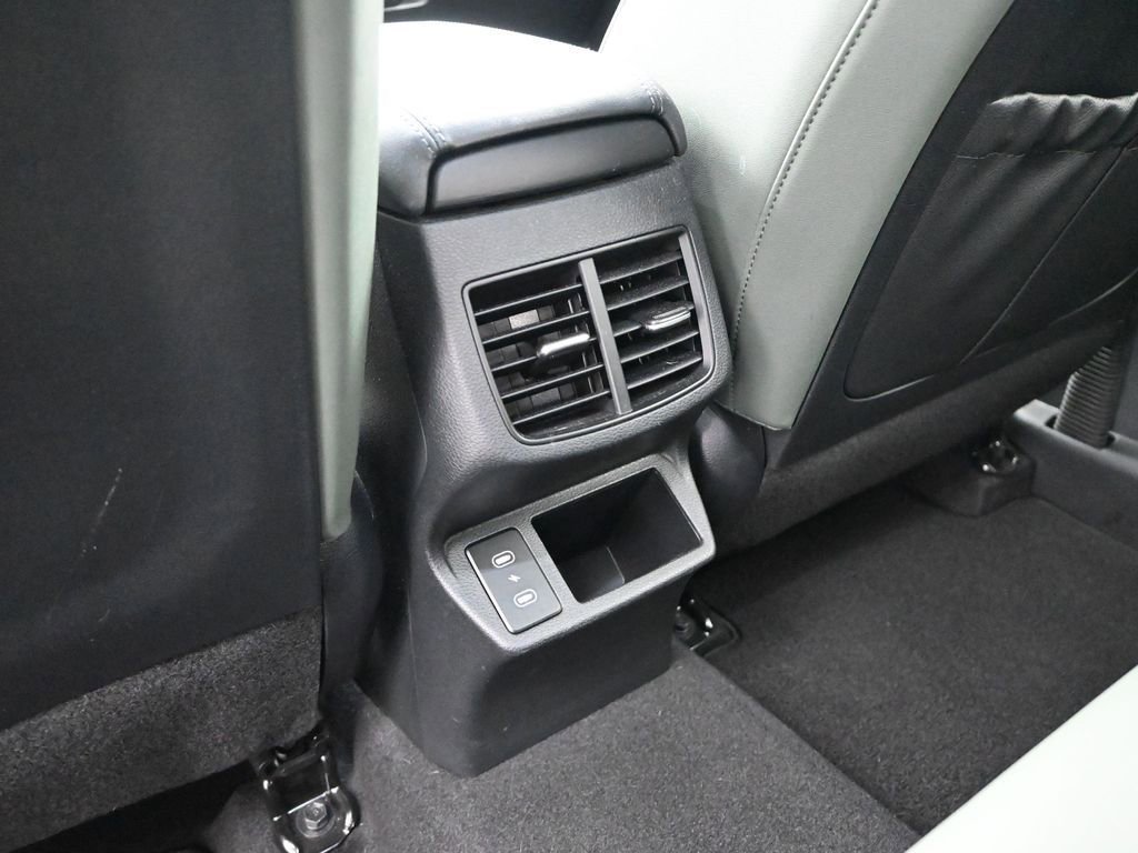 Used 2024 Kia Seltos SX image 13