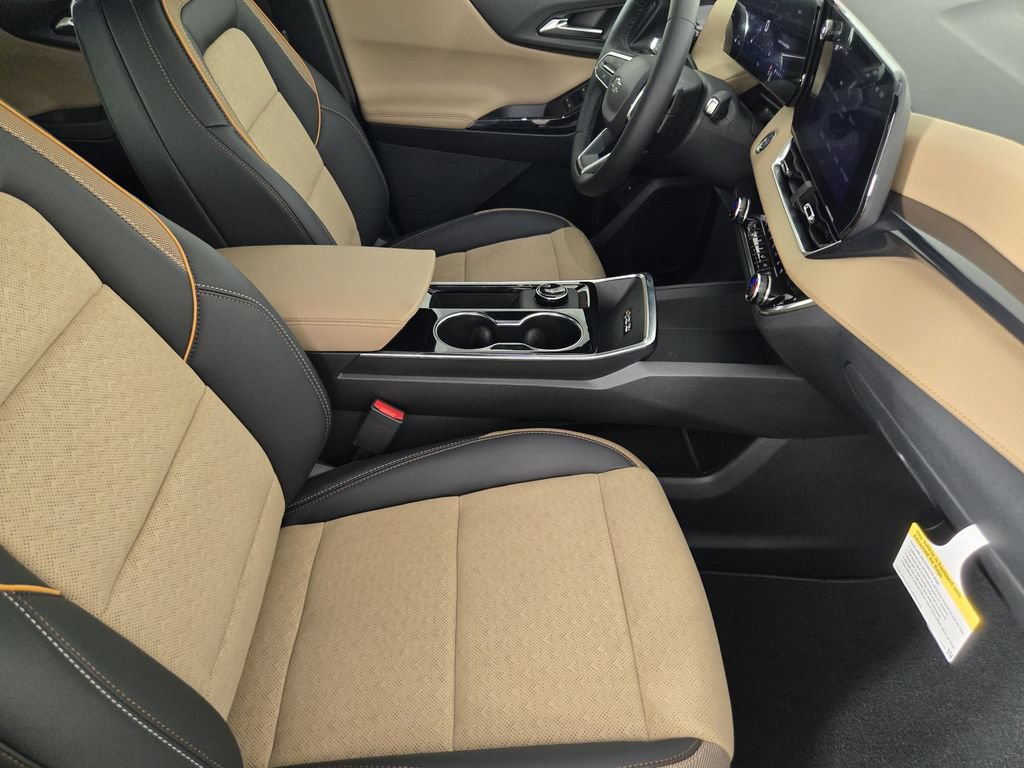 New 2026 Chevrolet Equinox ACTIV w/ Convenience Package III FWD image 15