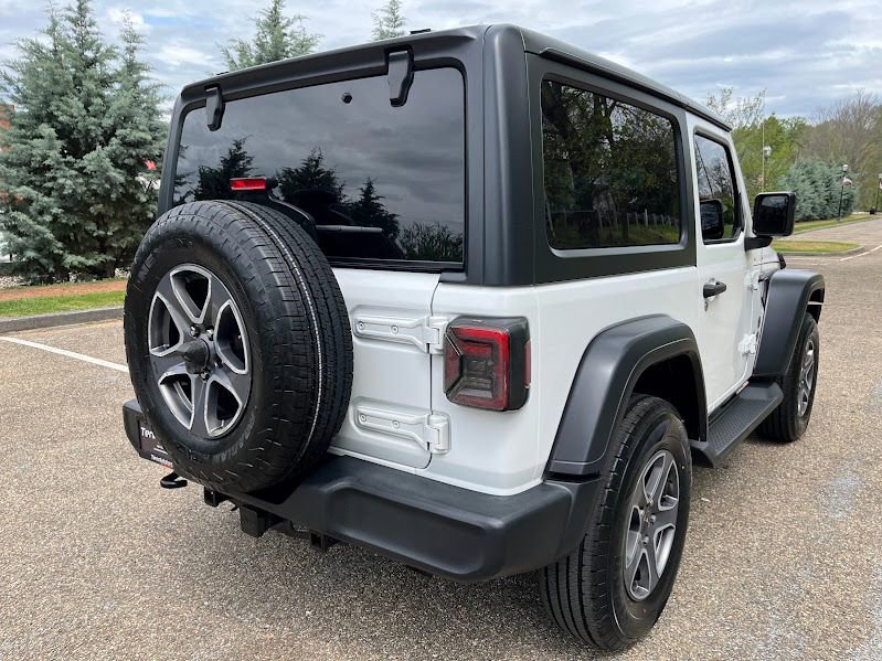 Used 2019 Jeep Wrangler Sport image 31