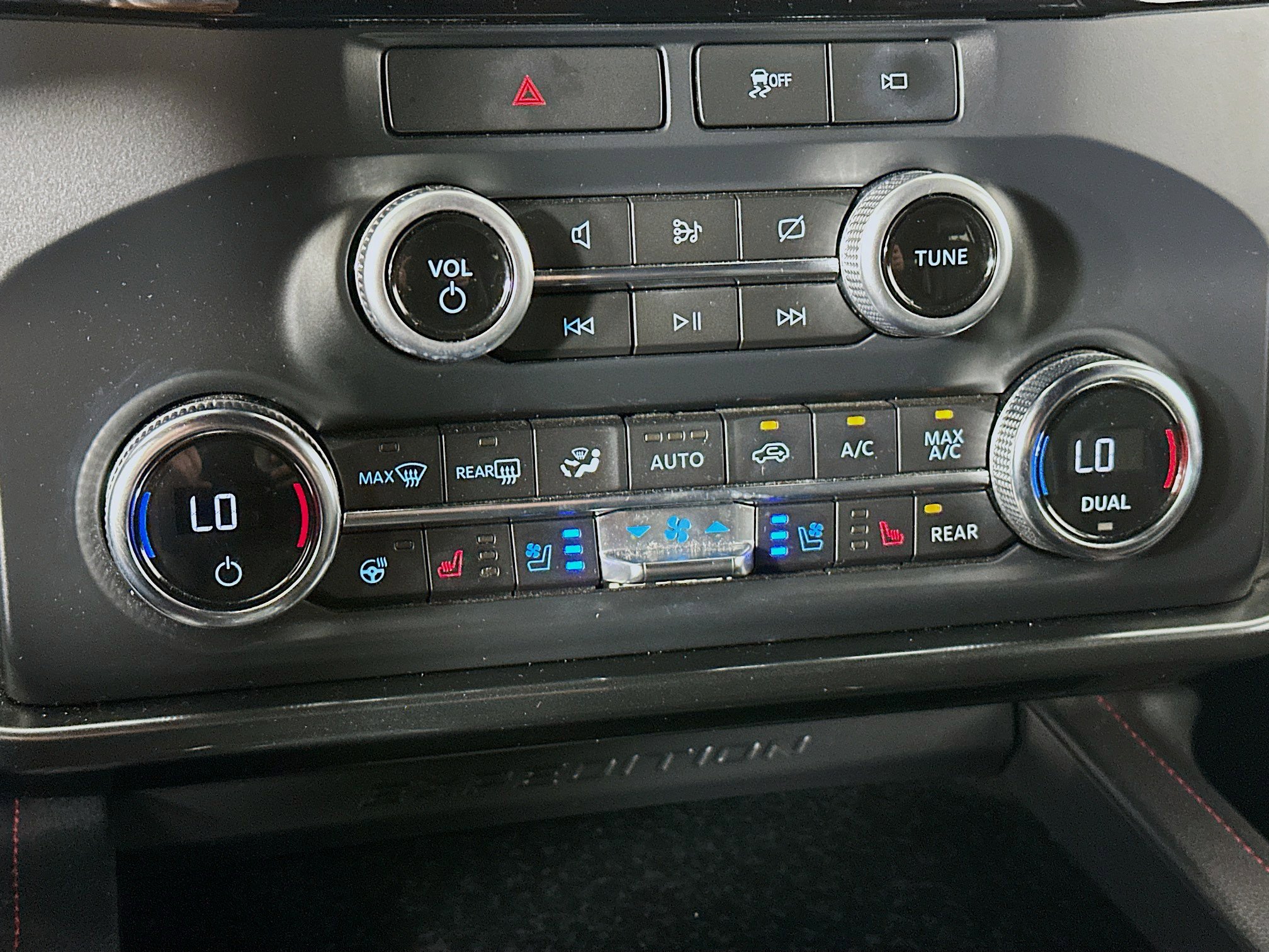 Used 2022 Ford Expedition Max Limited AWD/4WD image 24