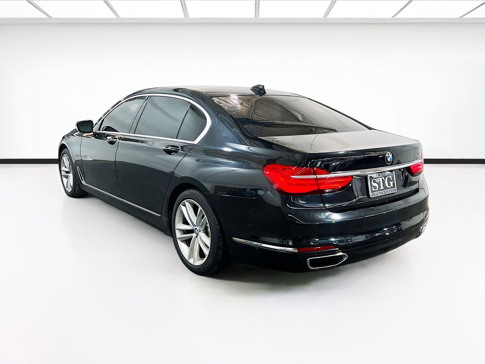 Used 2018 BMW 750i 750i image 6