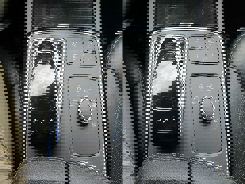 Used 2019 Mercedes-Benz GLS 450 4MATIC image 28