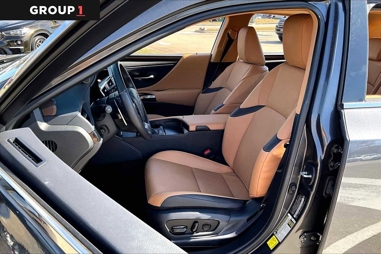 Certified 2024 Lexus ES 350 w/ Premium Package image 8