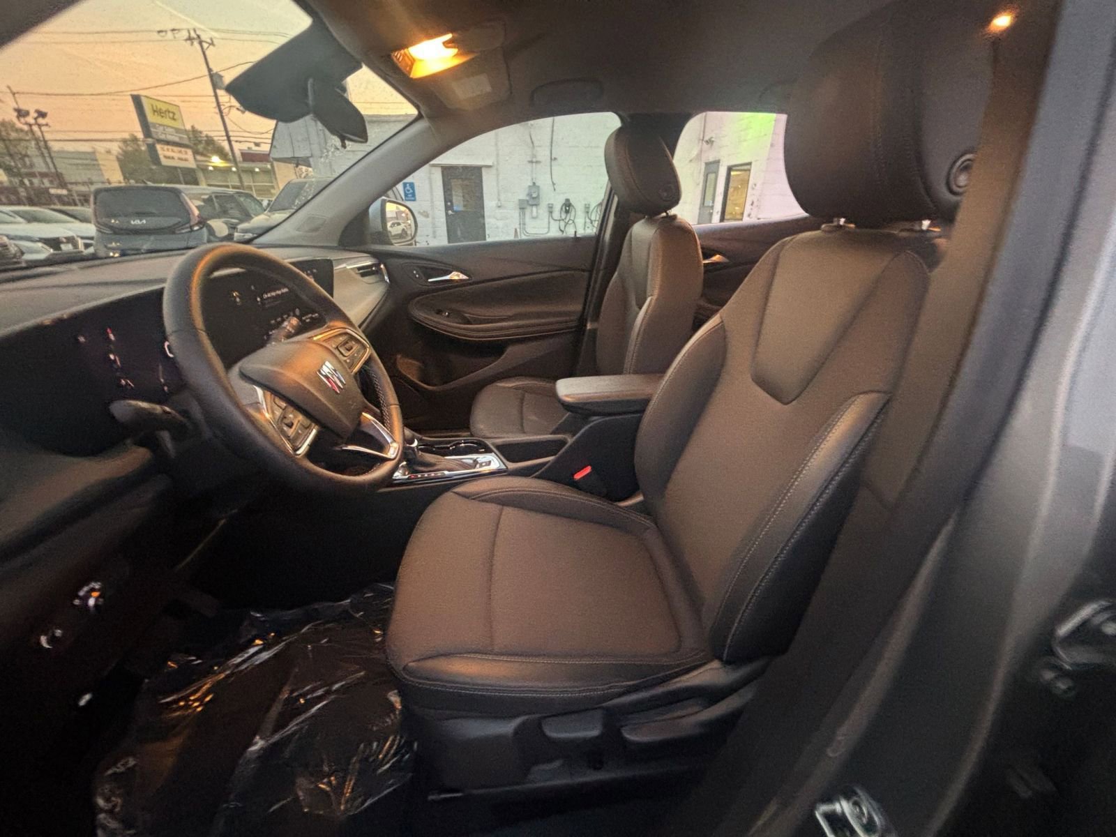 Used 2025 Buick Encore GX Preferred image 28