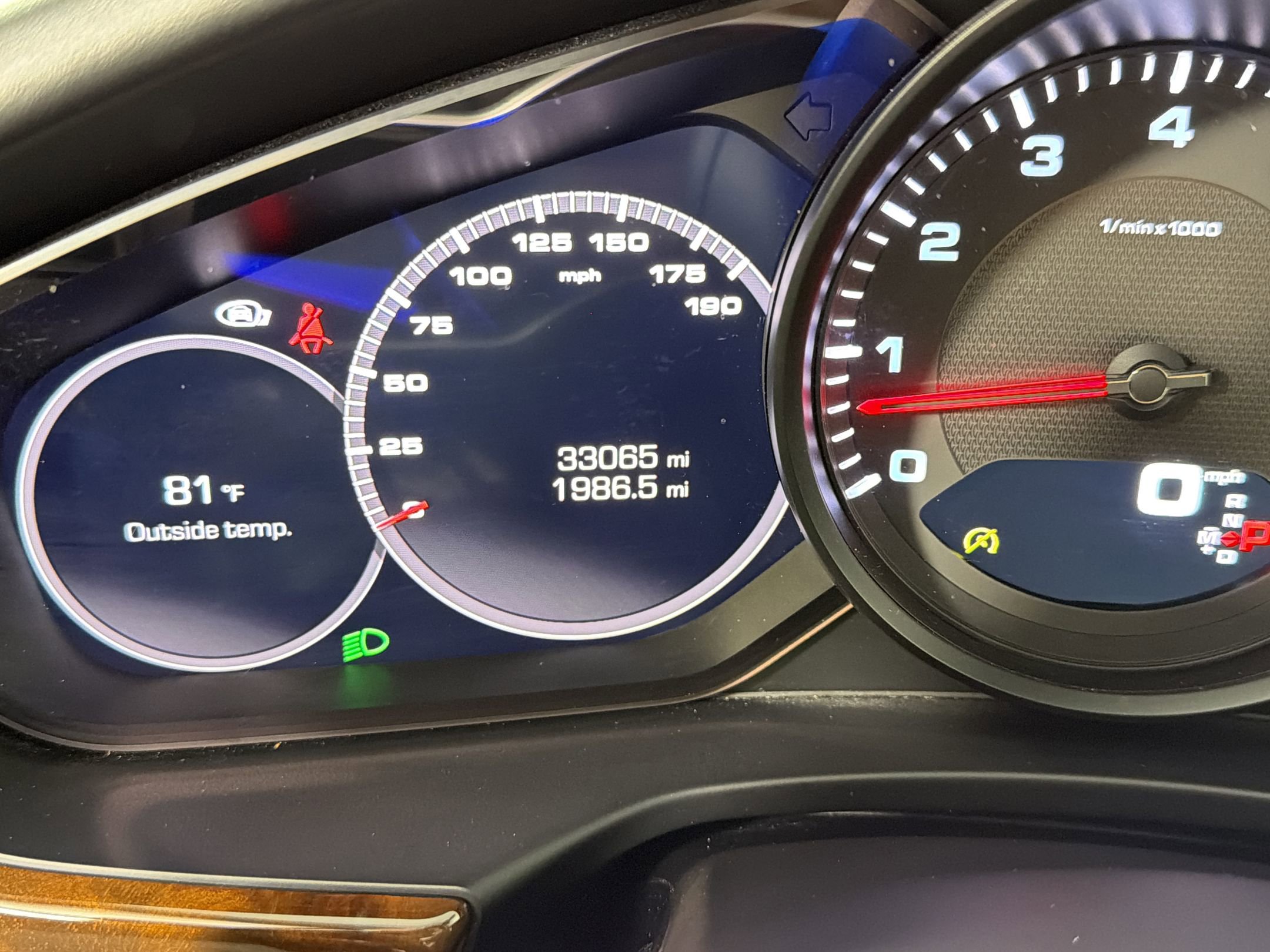 Certified 2018 Porsche Panamera image 20