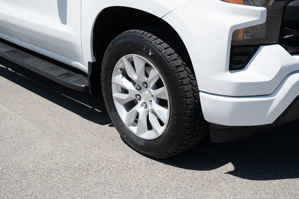 Used 2022 Chevrolet Silverado 1500 Custom RWD image 10