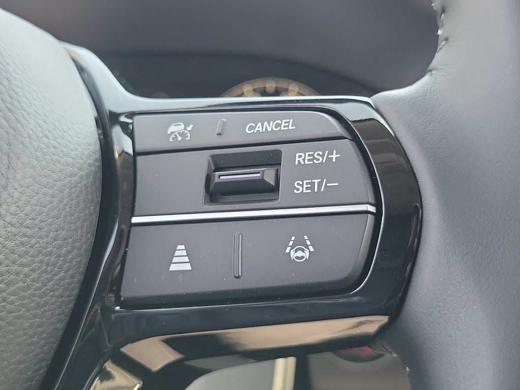Used 2027 Honda HR-V EX-L image 25