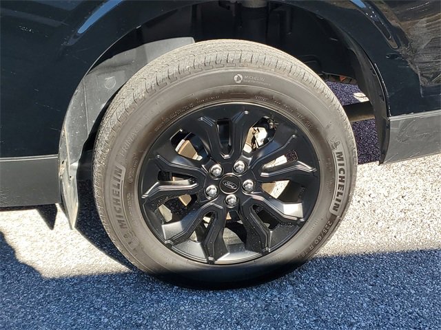 Used 2024 Ford Maverick Lariat w/ Black Appearance Package image 8