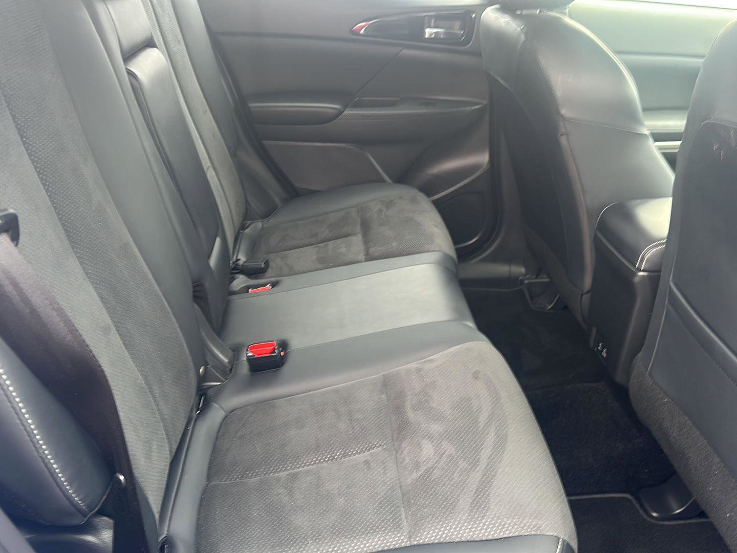 Used 2025 Mitsubishi Eclipse Cross Black Edition image 14