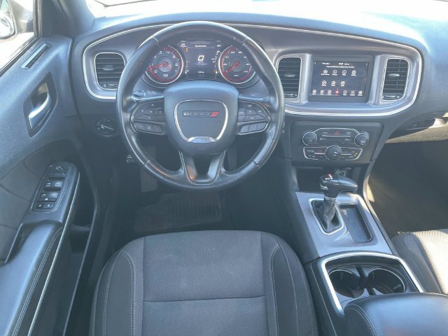 Used 2022 Dodge Charger SXT RWD image 13