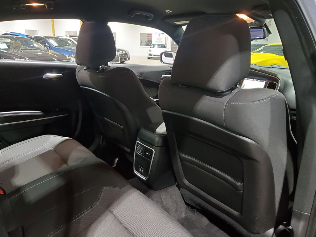 Used 2018 Dodge Charger R/T w/ Navigation & Travel Group image 20