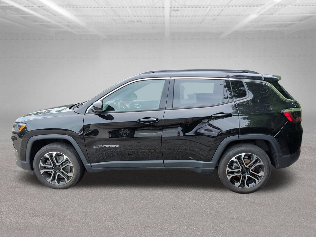 Used 2023 Jeep Compass Limited AWD/4WD image 11