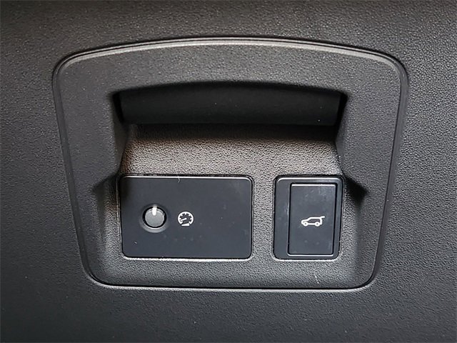 Used 2022 Land Rover Range Rover Velar R-Dynamic S image 21