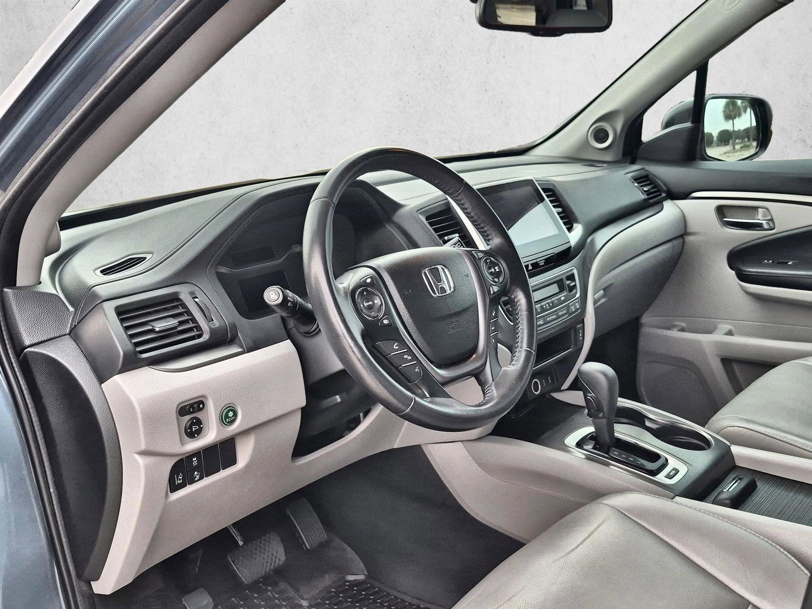 Used 2017 Honda Pilot EX-L image 9