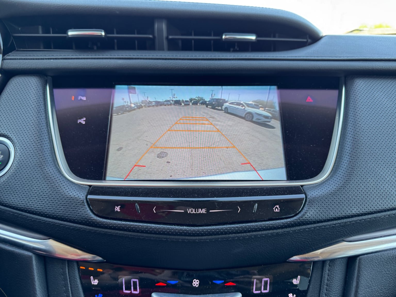 Used 2017 Cadillac XT5 Premium Luxury w/ Driver Assist Package FWD image 21