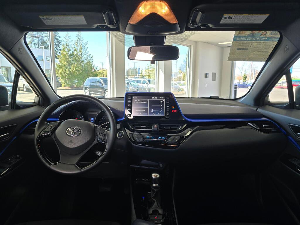 Used 2020 Toyota C-HR XLE image 24