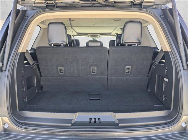 Used 2018 Ford Expedition Platinum RWD image 6