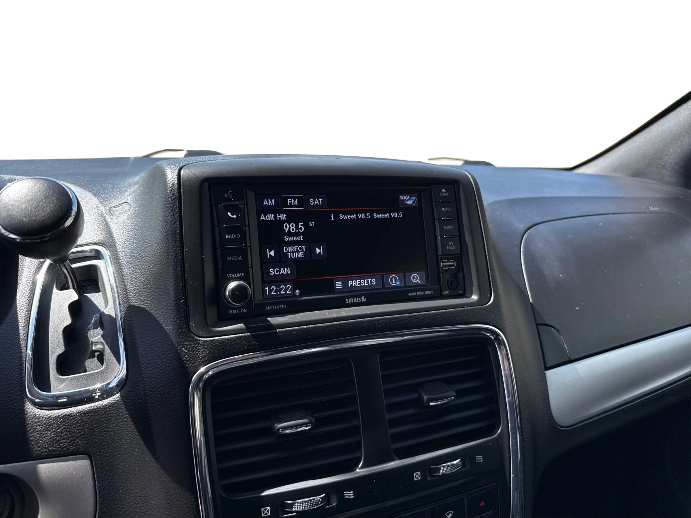 Used 2019 Dodge Grand Caravan GT FWD image 14