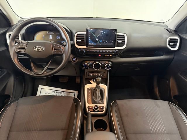 Used 2023 Hyundai Venue Limited FWD image 39