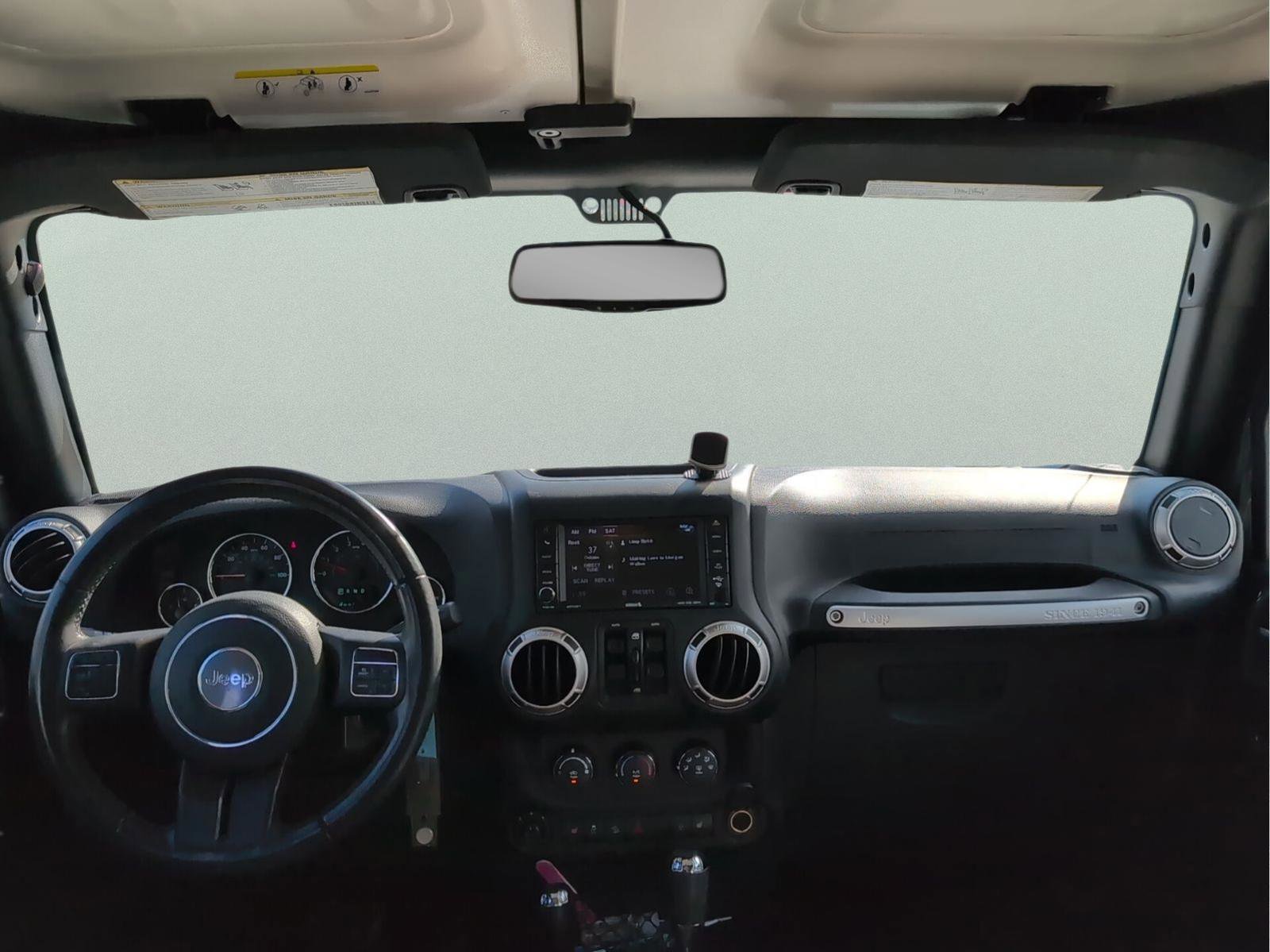 Certified 2018 Jeep Wrangler Unlimited Sahara image 9