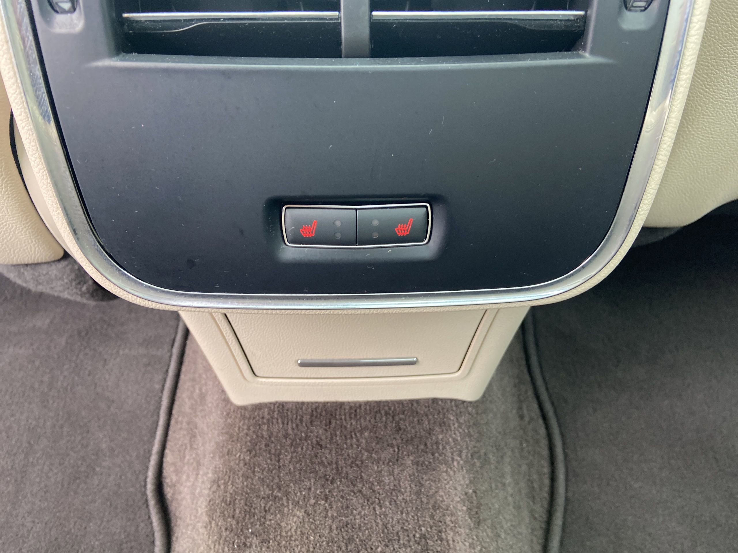 Used 2017 Lincoln Continental Select w/ Continental Climate Package image 15