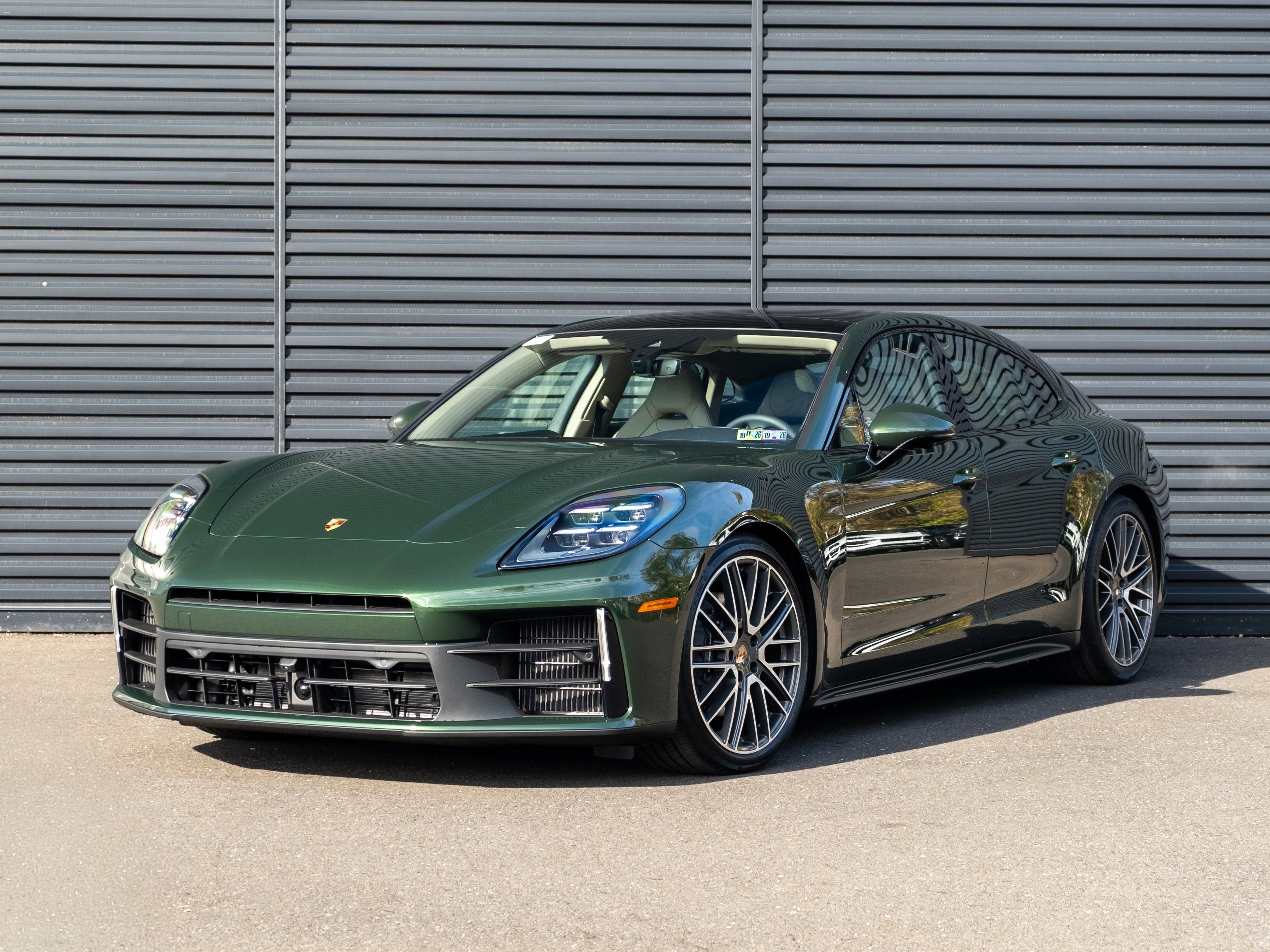New 2026 Porsche Panamera 4