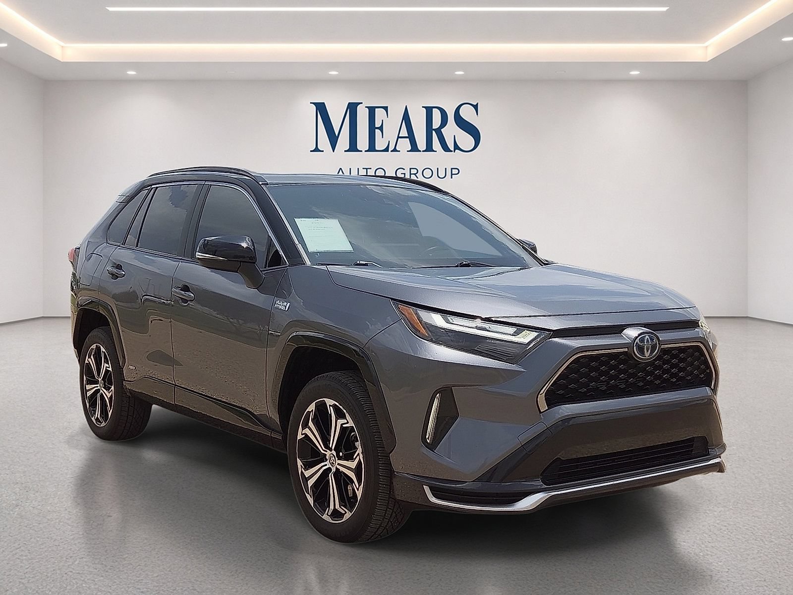 Used 2023 Toyota RAV4 XSE AWD/4WD image 7