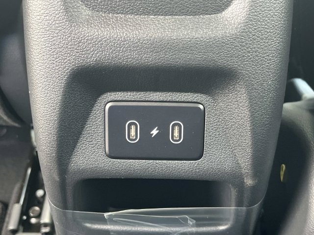 New 2026 Hyundai Venue SEL FWD image 16