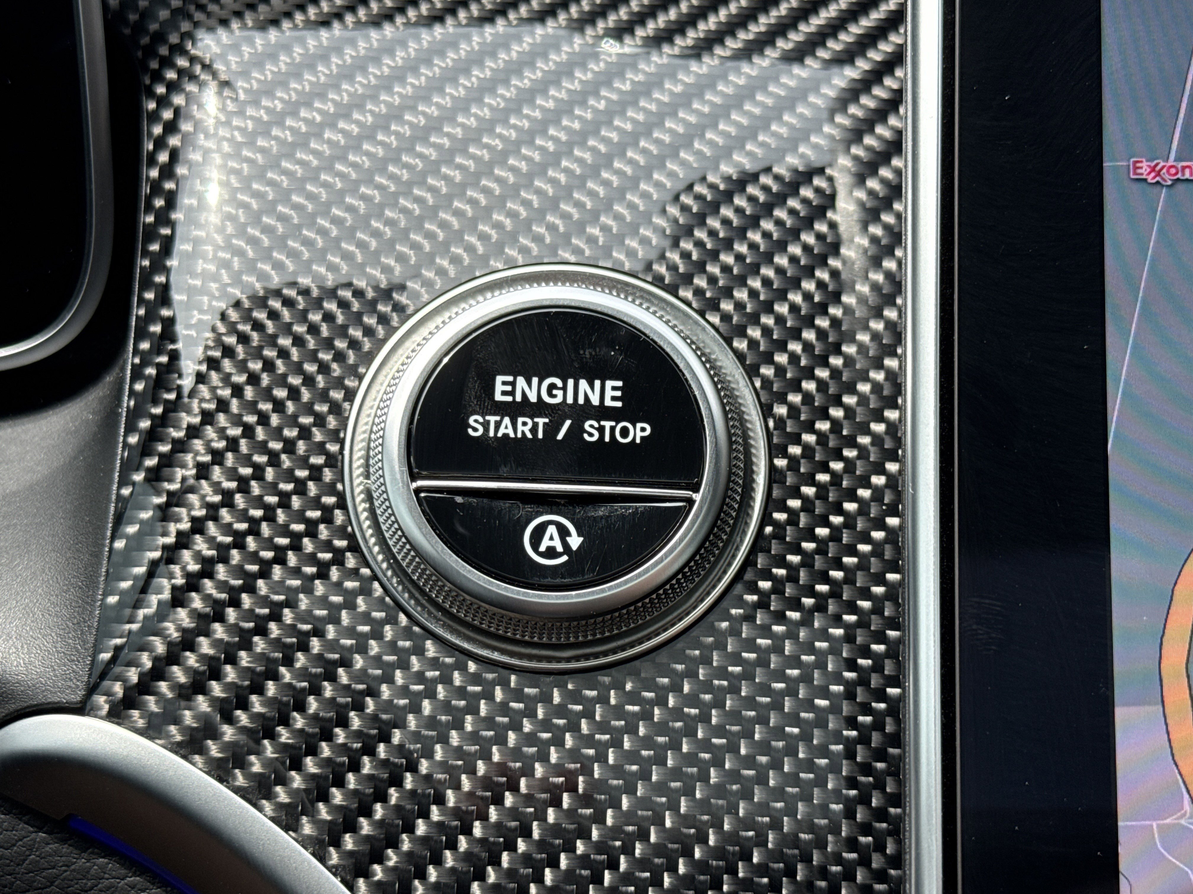 Used 2025 Mercedes-Benz GLC 43 AMG 4MATIC image 24