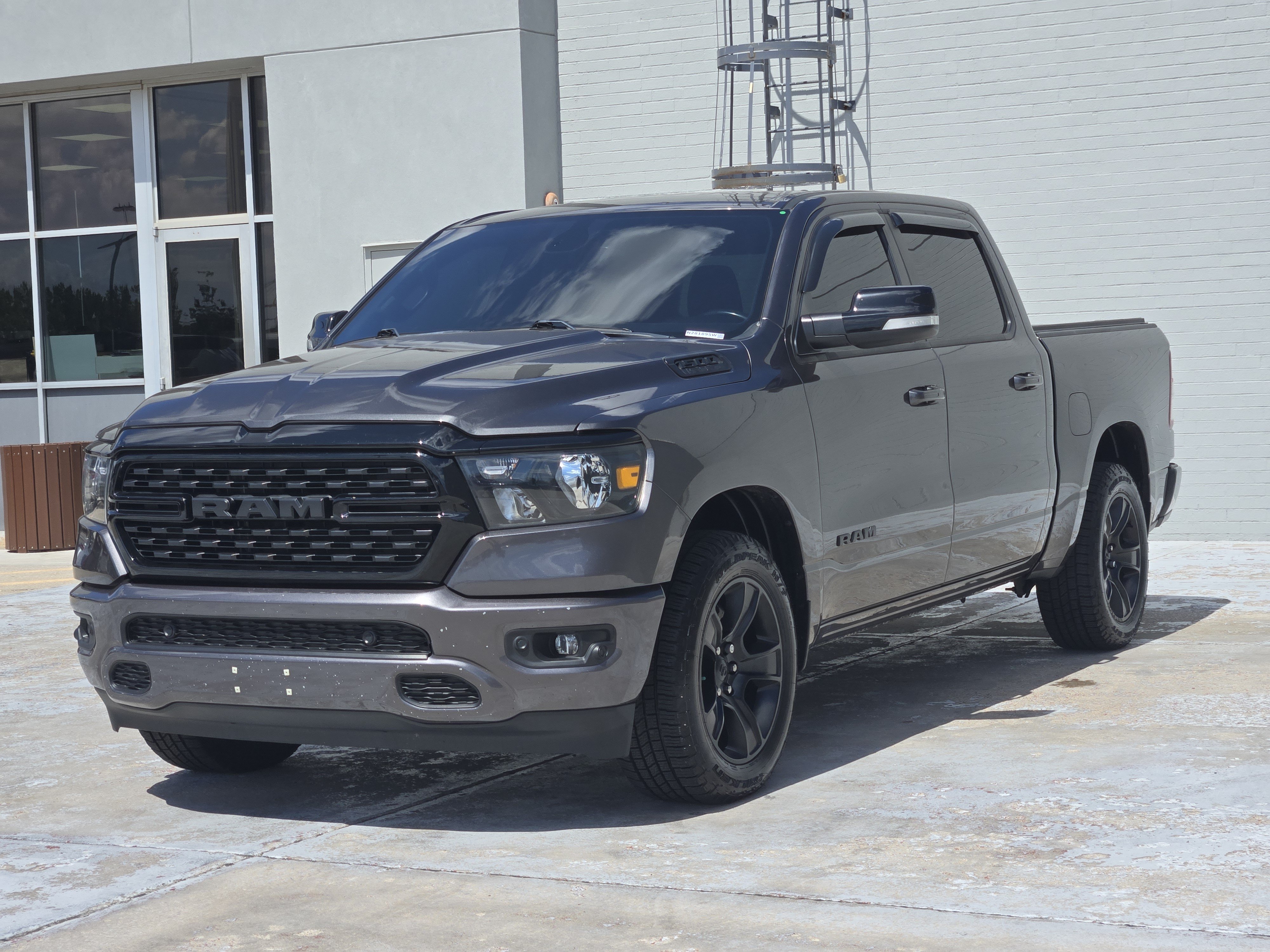 Used 2022 RAM 1500 Big Horn AWD/4WD image 4