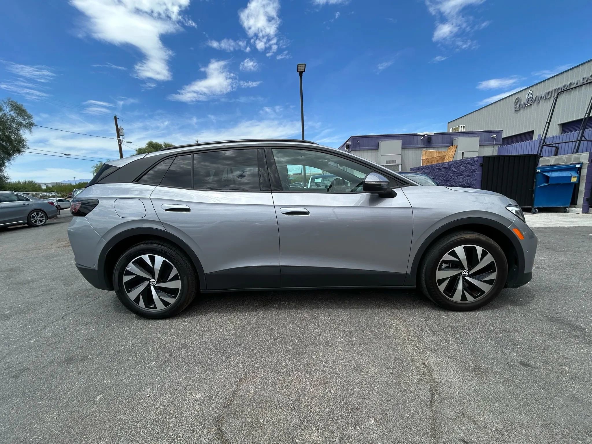 Used 2024 Volkswagen ID.4 2WD image 4