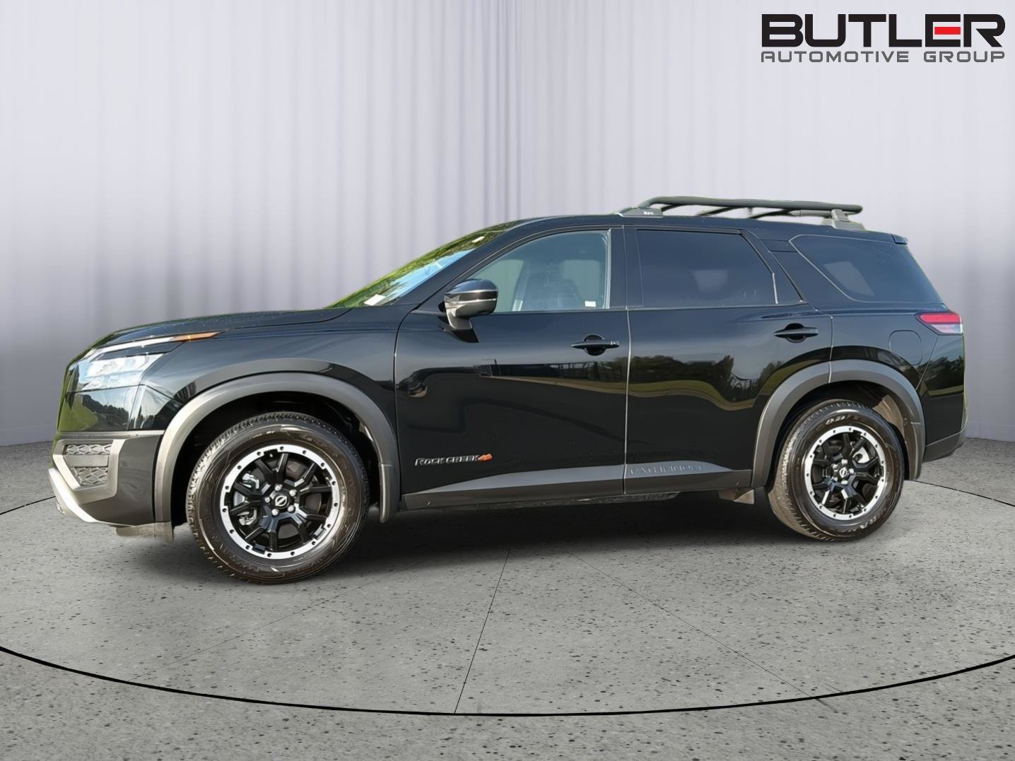 Used 2023 Nissan Pathfinder Rock Creek AWD/4WD image 3
