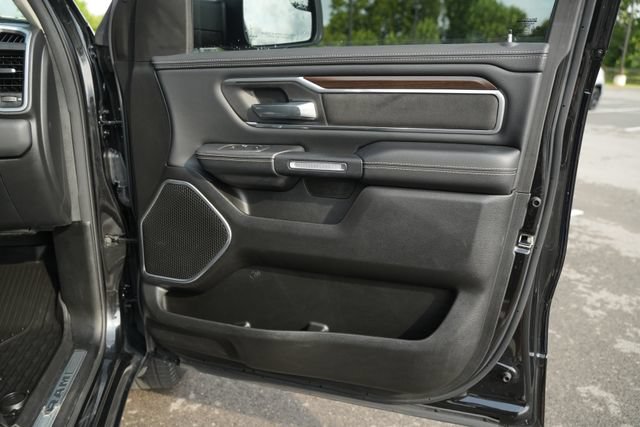 Used 2022 RAM 1500 Laramie AWD/4WD image 19
