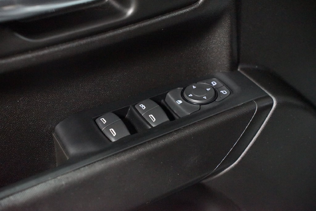 Used 2024 Chevrolet Silverado 1500 Custom w/ Turbomax Blackout Package RWD image 27