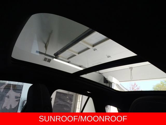 Used 2024 Chevrolet Blazer EV LT image 10