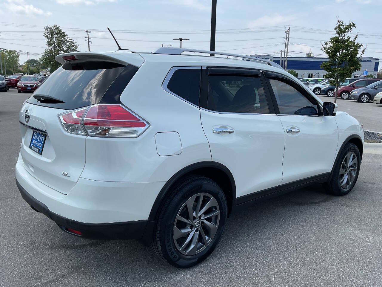 Used 2016 Nissan Rogue SL FWD image 7
