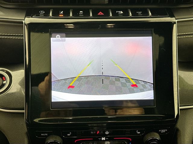 Used 2023 Jeep Grand Cherokee L Laredo image 13