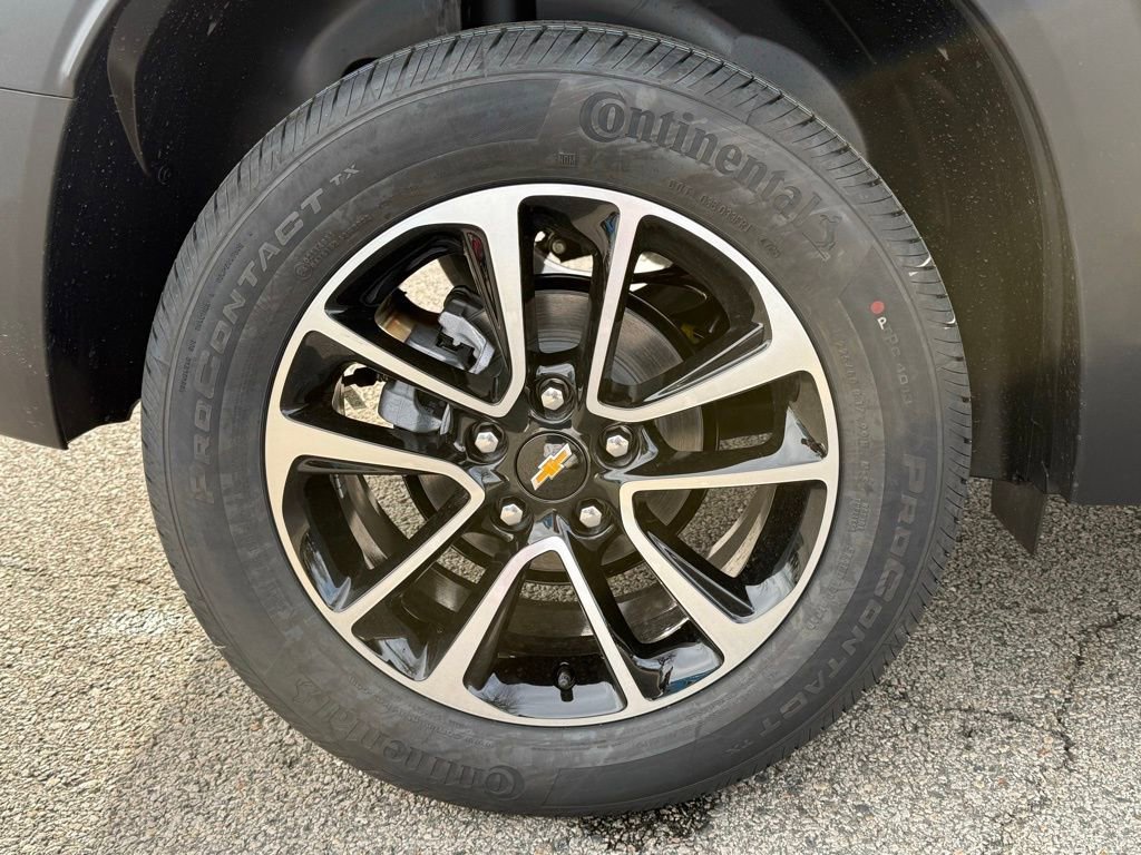 New 2026 Chevrolet TrailBlazer LT w/ LT Cold Weather Package FWD image 30