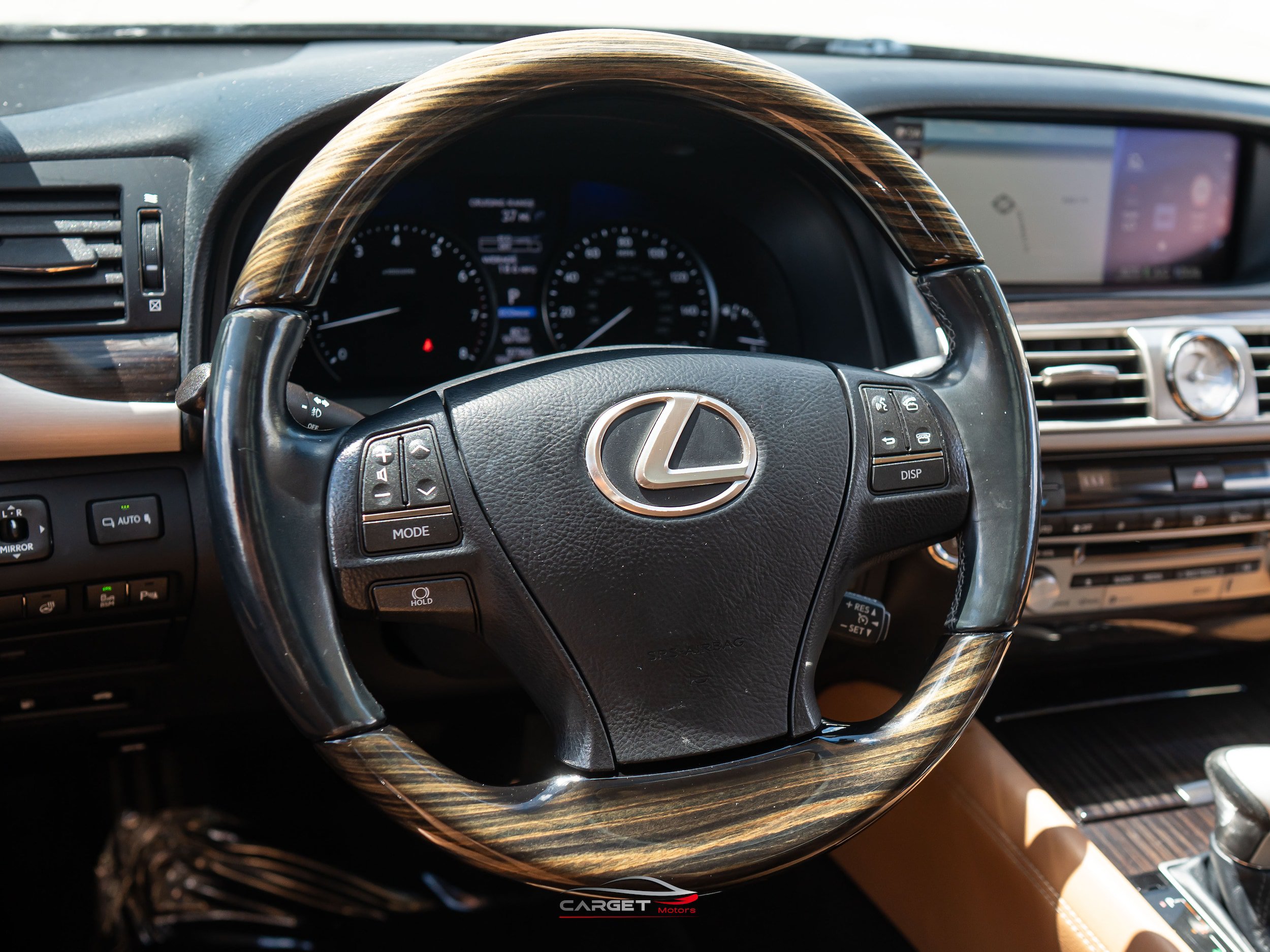 Used 2016 Lexus LS 460 AWD w/ Comfort Package image 24