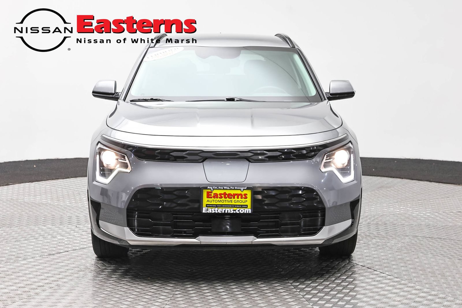 Used 2024 Kia Niro Wind w/ Wind Preserve Package FWD image 2