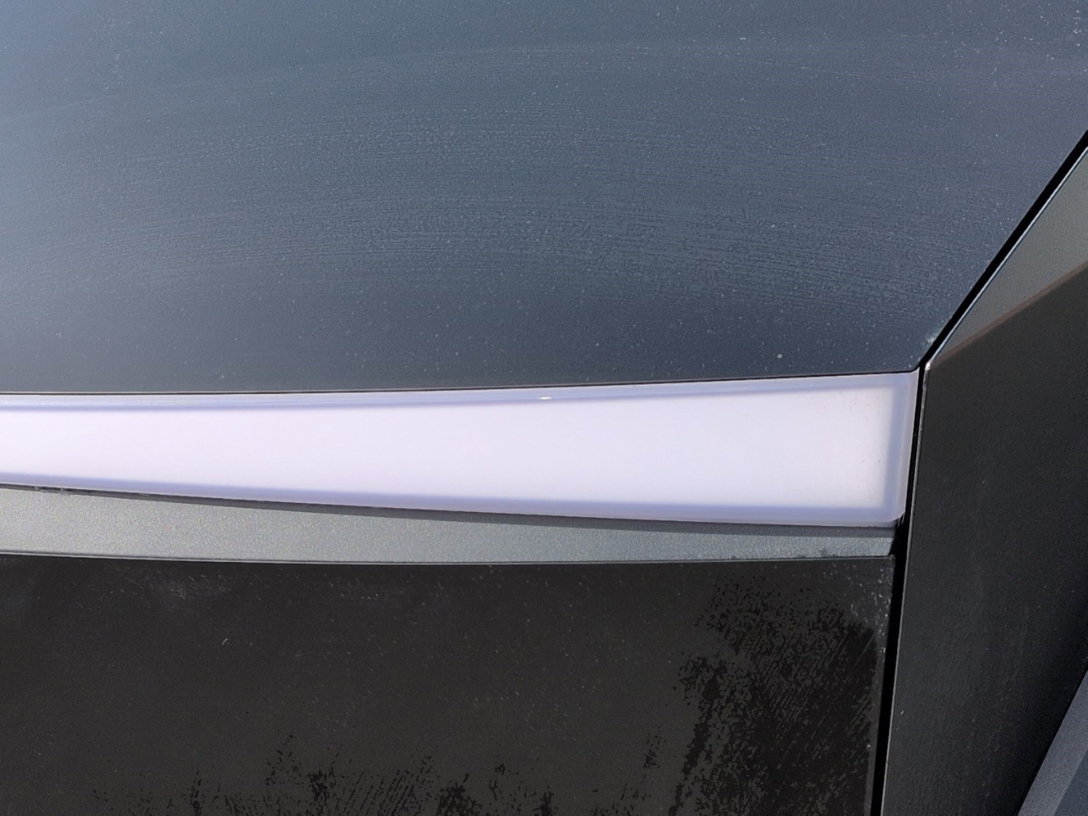 Used 2024 Tesla Cybertruck AWD Crew Cab image 6