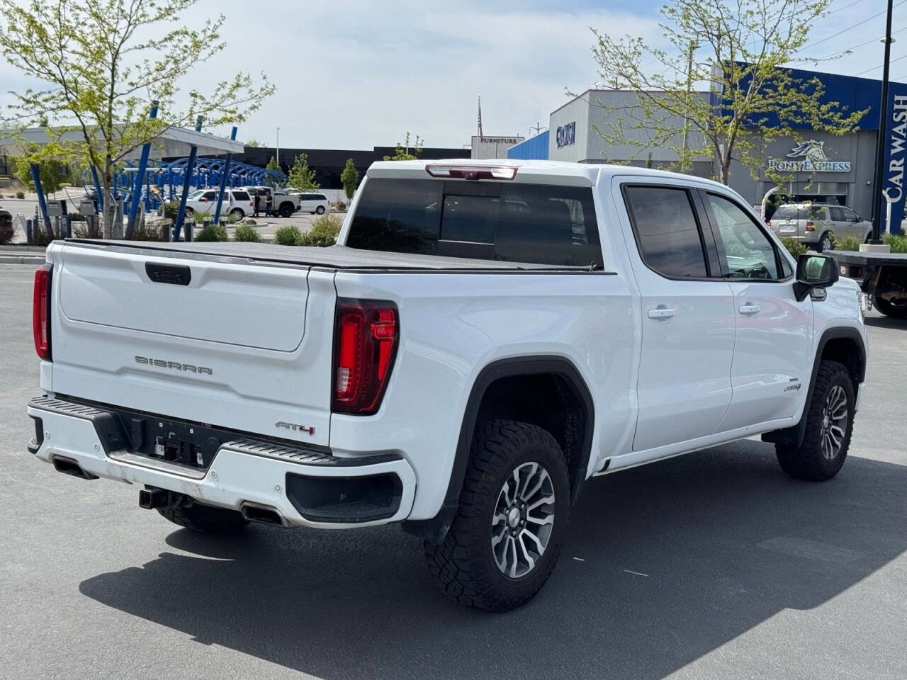 Used 2021 GMC Sierra 1500 AT4 w/ AT4 Premium Package AWD/4WD image 8