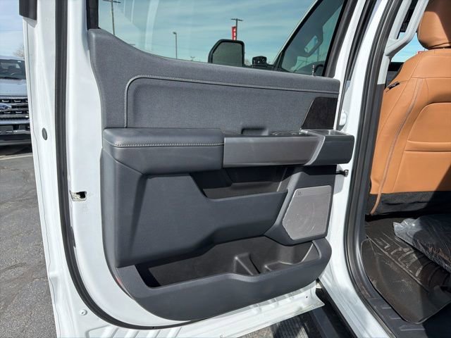 New 2026 Ford F250 Lariat w/ Black Appearance Package image 75