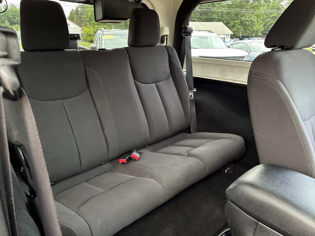 Used 2014 Jeep Wrangler Sport w/ Quick Order Package 23S AWD/4WD image 10