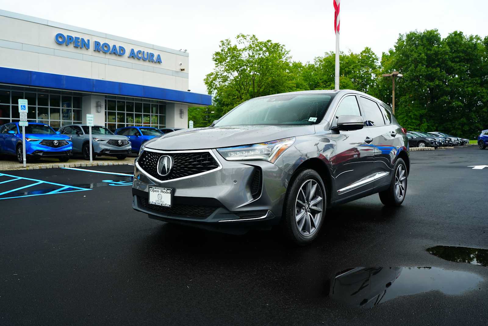 Certified 2023 Acura RDX w/ Technology Package AWD/4WD image 3