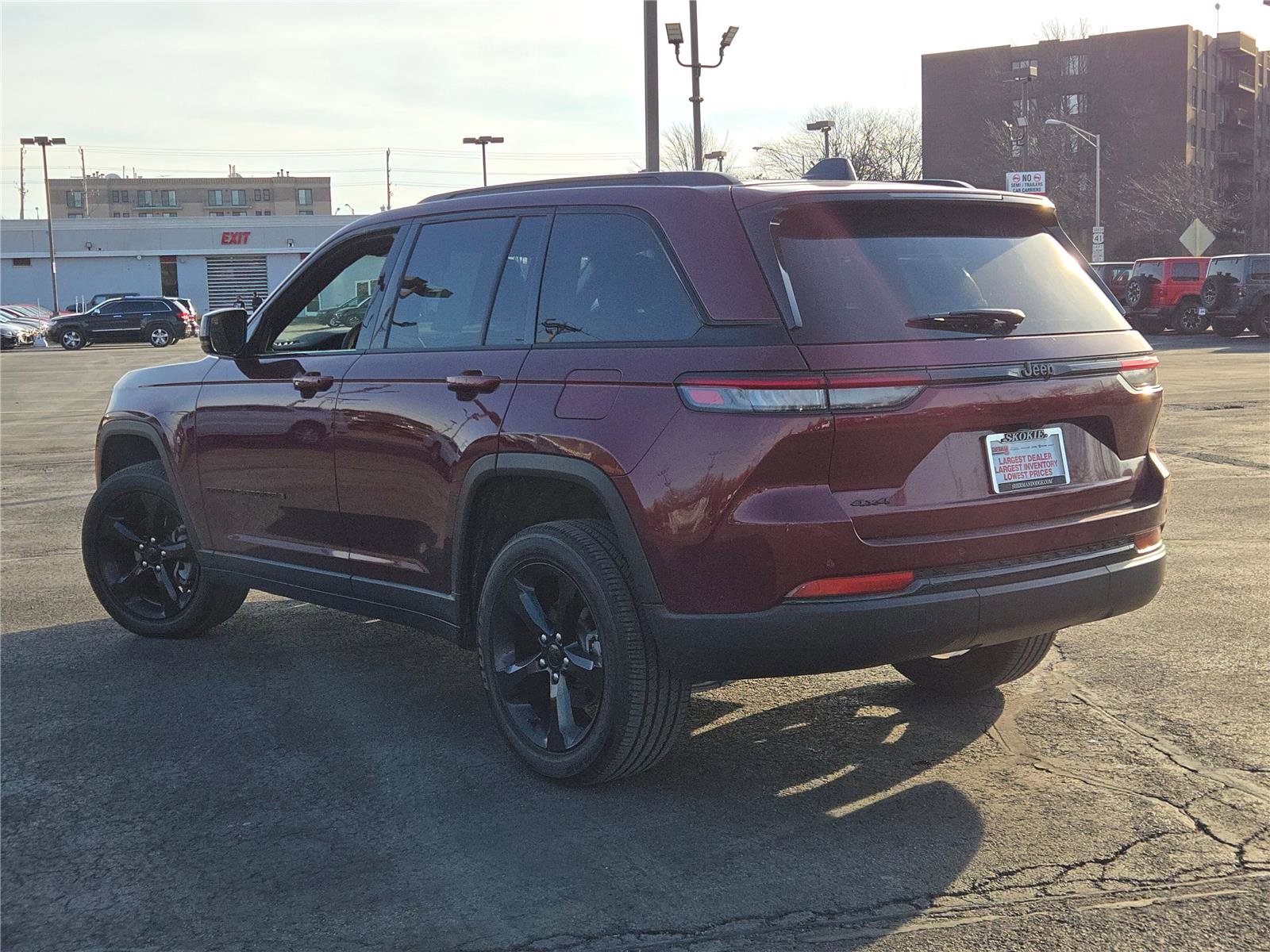 Certified 2024 Jeep Grand Cherokee Altitude image 17