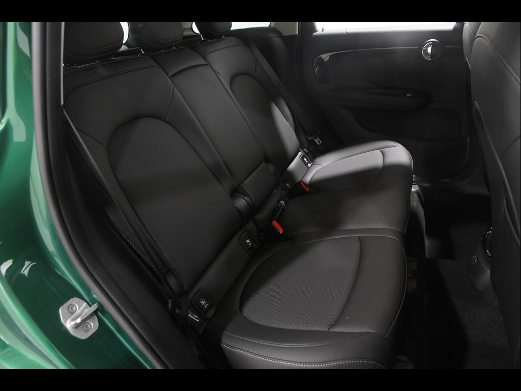 Used 2024 MINI Cooper Countryman S w/ Premium Package AWD/4WD image 17